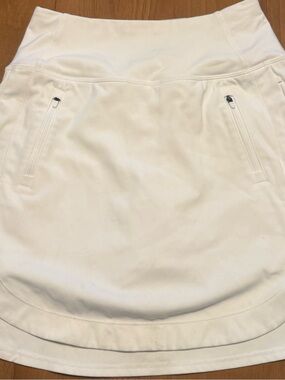 Athleta 18” fairway skort